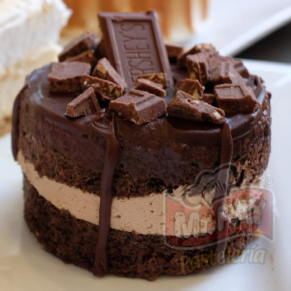 Mini Hershey’s Almond Cake